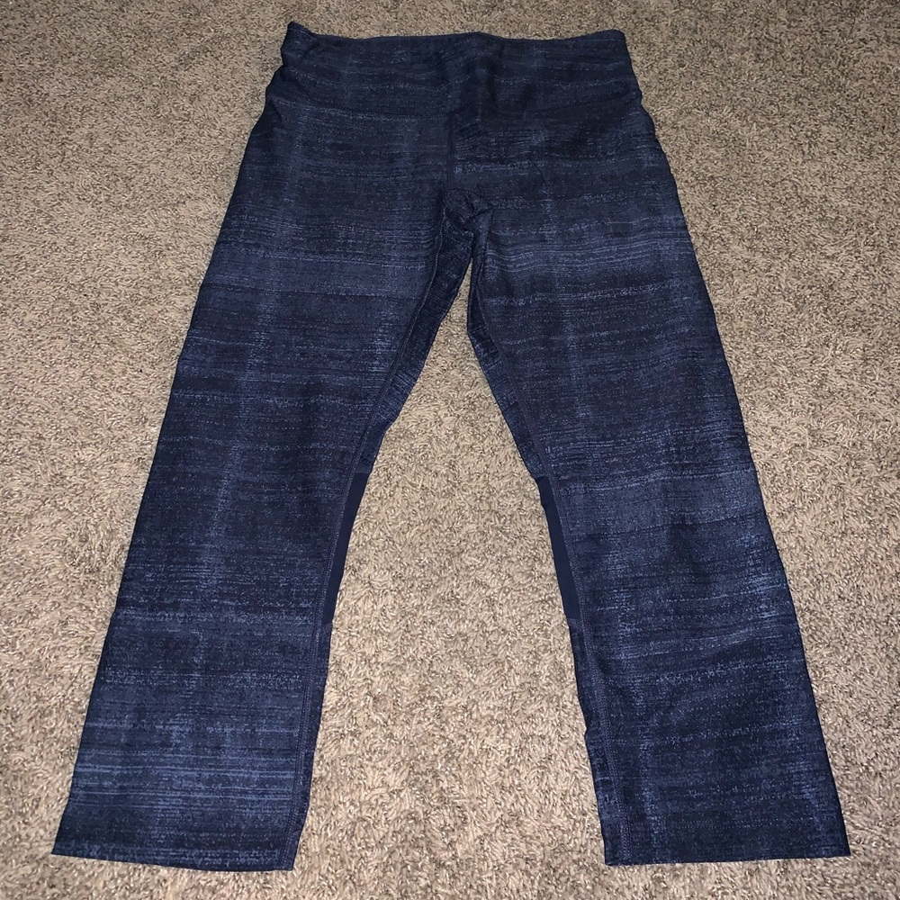 ClavinKlein Performance Cropped Leggings